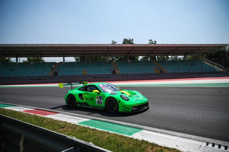 Leonardo Caglioni - 2026 - Car Racing - Ebimotors, Porsche, Campionato Italiano GT, Porsche 911 GT3 R - foto 6